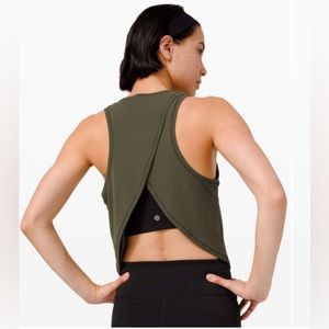 Lululemon Fast as Light muscle tank top in camo green